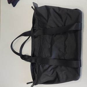 Large Lululemon tote bag